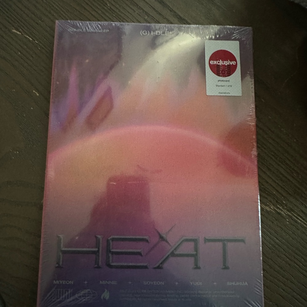 Source Unknown HEAT Album - Purple and Pink